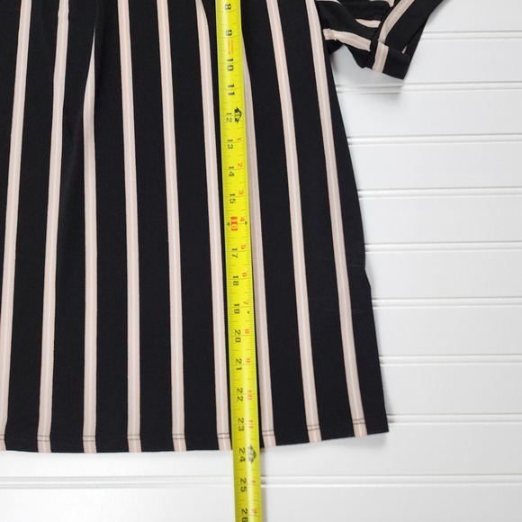 Adriana Papell Womens Size Medium Blouse Black Striped Short Sleeve Pleated - Picture 7 of 10